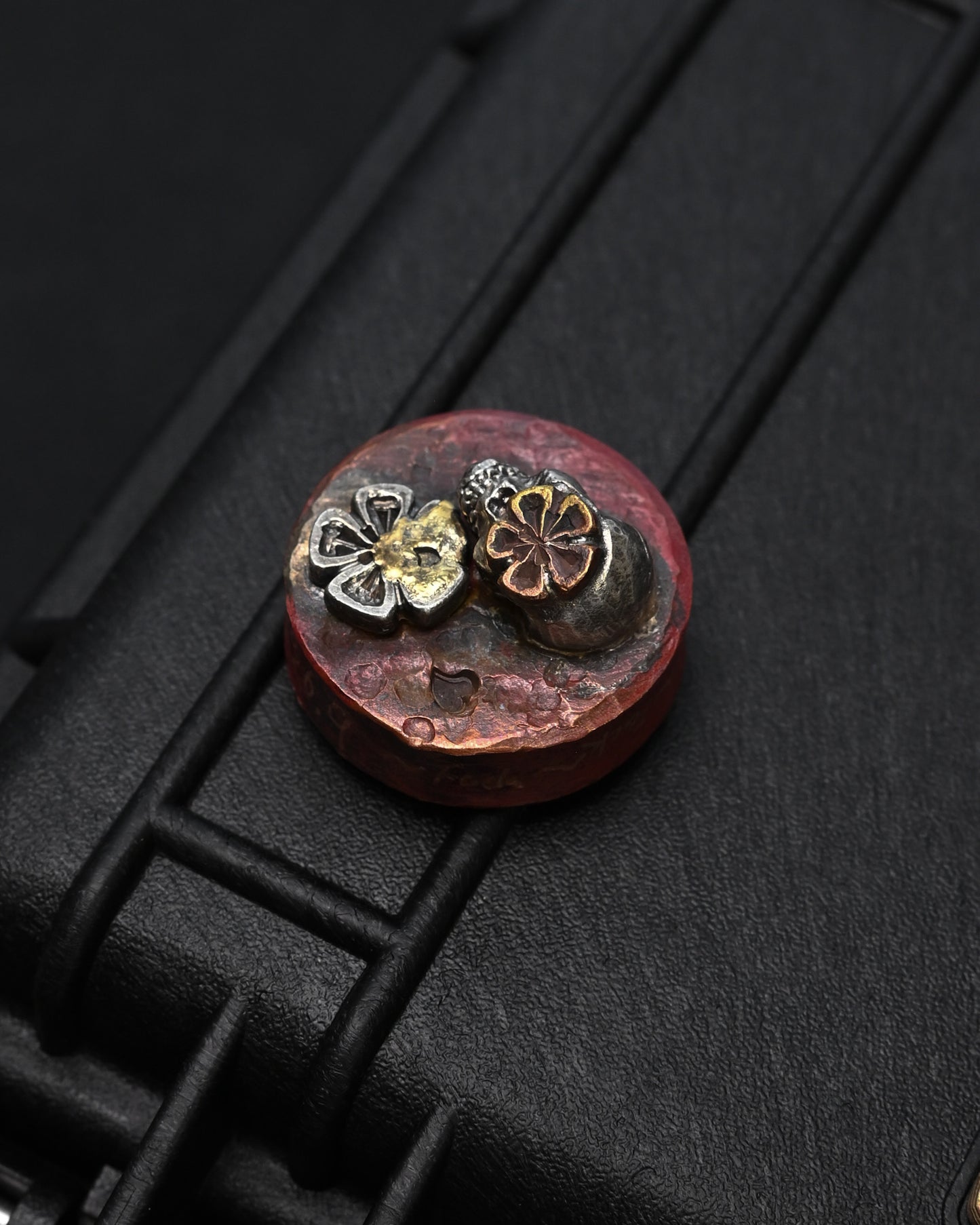 Rare ONE-OFF Wtopia × Sunizumi Shoten Copper EDC Worry Stone – Silver Skull, Silver Floral & 18K Gold