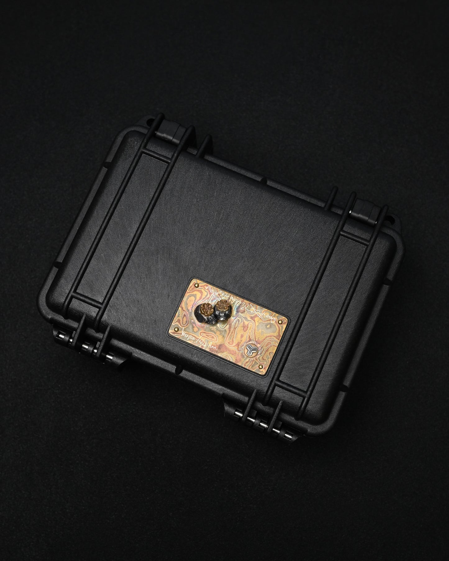 Wtopia × Sunizumi Shoten ONE-OFF Custom PELICAN 1120 Mokume Gane EDC Case with Double Silver Skulls