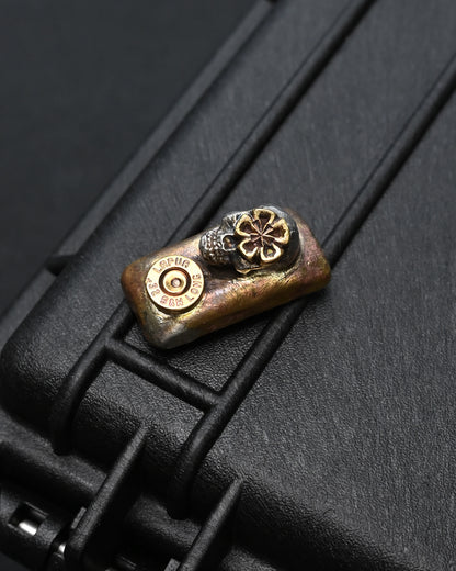 Rare ONE-OFF Wtopia × Sunizumi Shoten Mixed-Metal EDC Challenge Coin / Worry Stone – Silver Skull