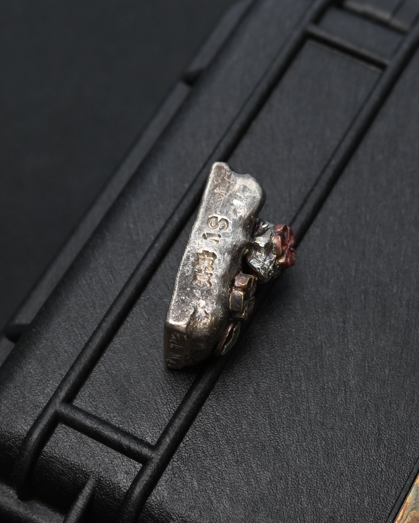 希少 ONE-OFF Wtopia × 三泉商店 シルバー EDC チャレンジコイン / ウォーリーストーン｜カッパー杏花 × シルバースカル