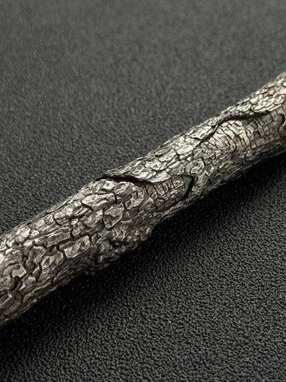 Xunmu One-Off Titanium Deadwood Lanyard Bead – Handmade Lizard Nature EDC Art Piece
