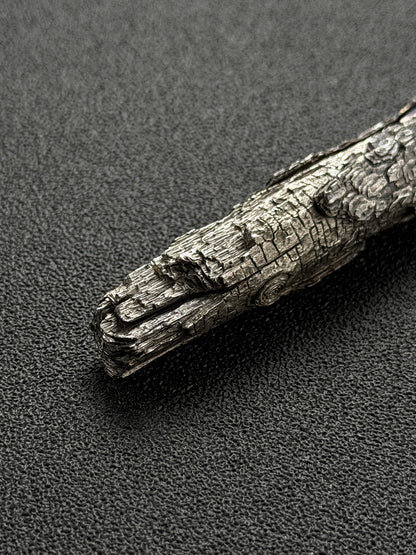 Xunmu One-Off Titanium Deadwood Lanyard Bead – Handmade Lizard Nature EDC Art Piece