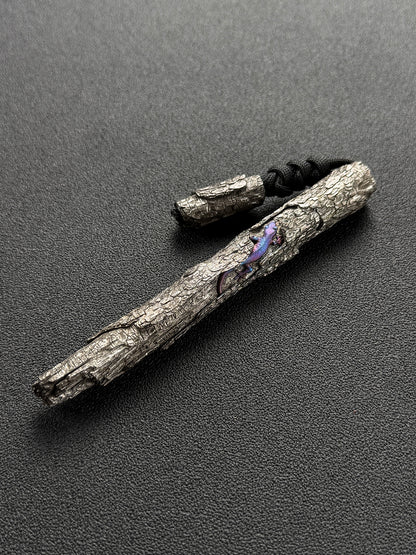 Xunmu One-Off Titanium Deadwood Lanyard Bead – Handmade Lizard Nature EDC Art Piece