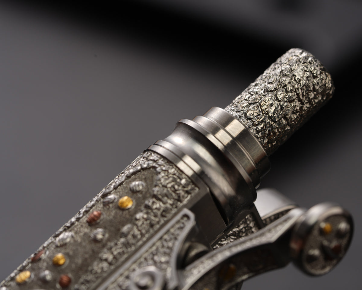 Xunmu Hand-Engraved “Lunar Galaxy” TACTICALGEEK × Hidetoshi Nakayama Gennai Pen SL01 – Bronze & Copper Inlay