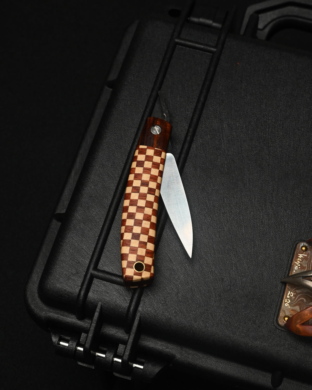 Yoshimi Koto Handmade Higonokami EDC Folding Knife K2616 – VG10 / Stabilized Wood