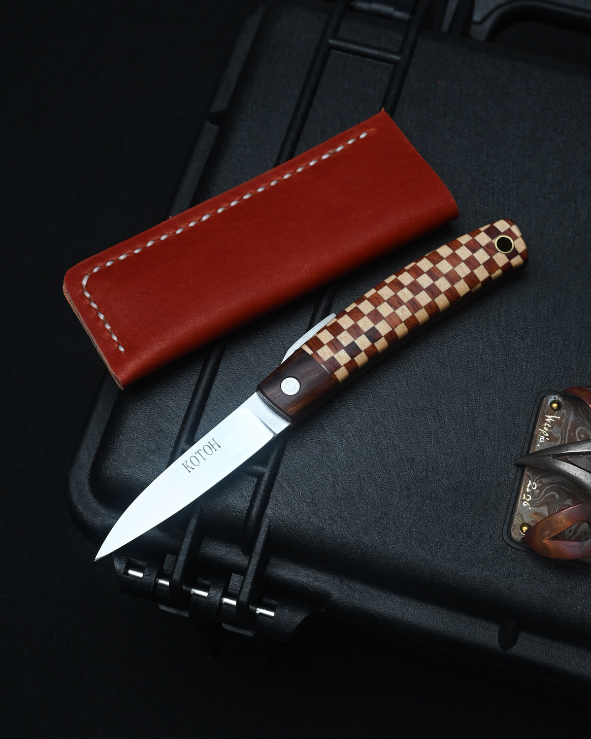 Yoshimi Koto Handmade Higonokami EDC Folding Knife K2616 – VG10 / Stabilized Wood