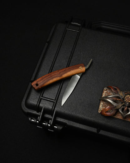 Yoshimi Kotoh Higonokami-Style EDC Friction Folder – VG10 / Karin Wood
