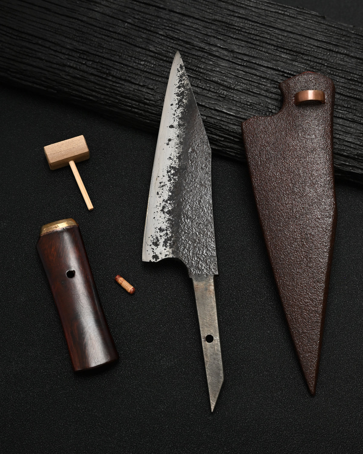 Rare ONE-OFF Yukio Nibe NO.R5-26 Custom Knife – Warikomi Carbon Steel / Sabiji Finish / Urushi Wood Handle / Japan