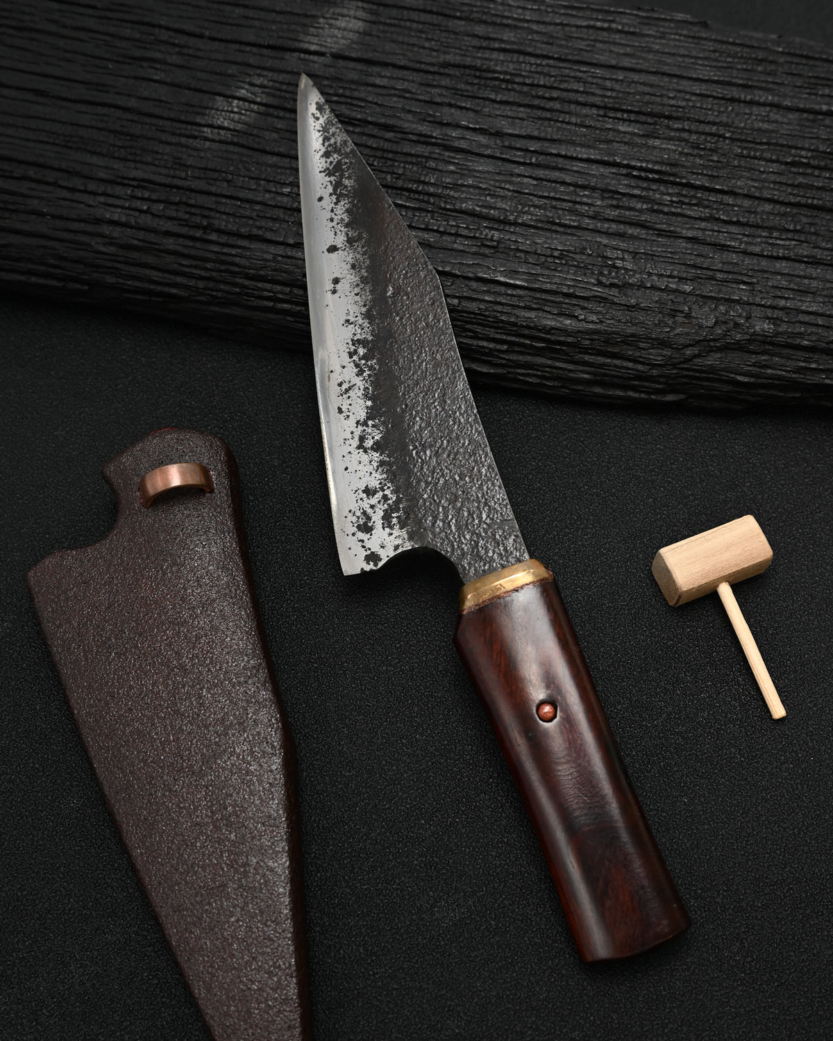 Rare ONE-OFF Yukio Nibe NO.R5-26 Custom Knife – Warikomi Carbon Steel / Sabiji Finish / Urushi Wood Handle / Japan