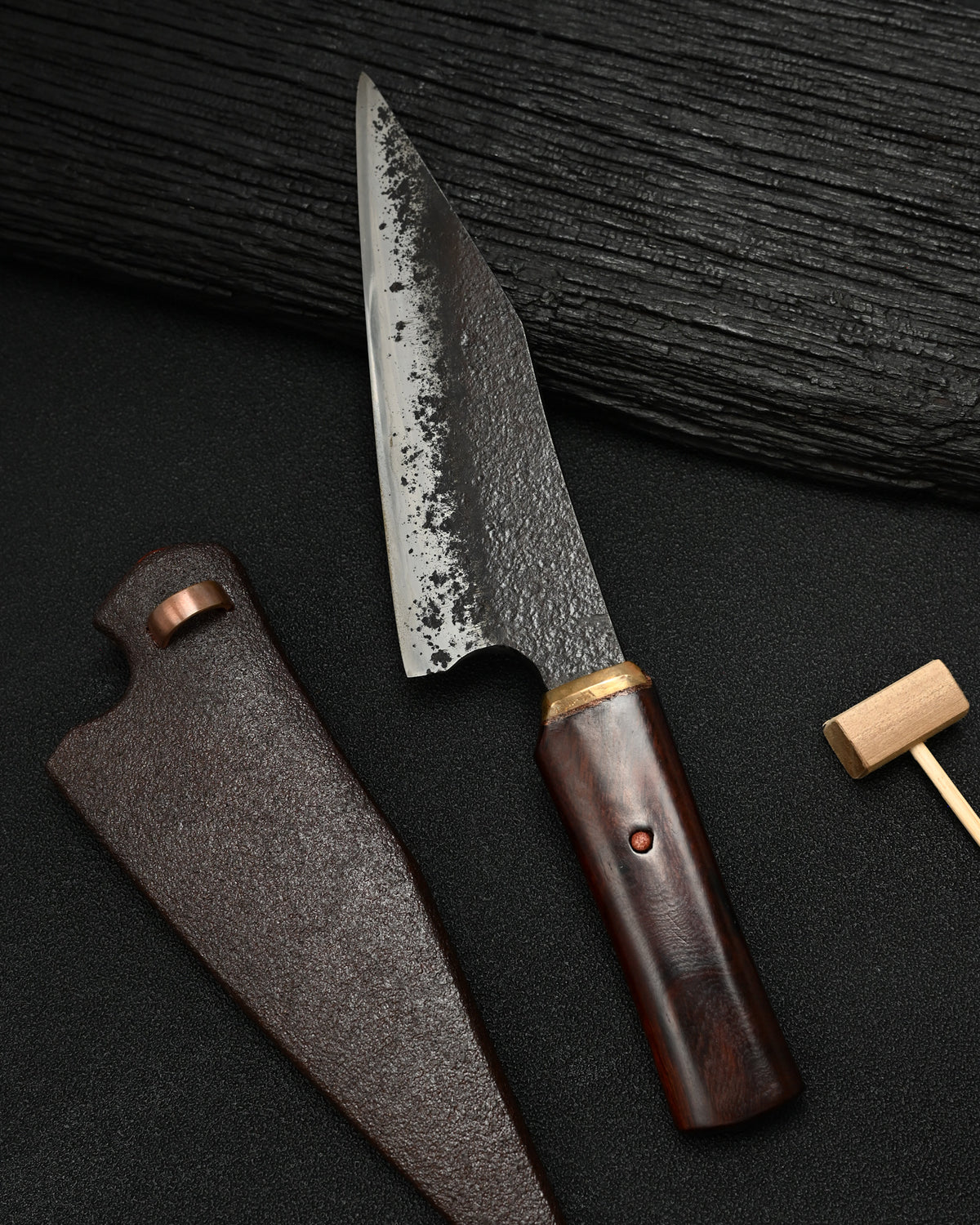 Rare ONE-OFF Yukio Nibe NO.R5-26 Custom Knife – Warikomi Carbon Steel / Sabiji Finish / Urushi Wood Handle / Japan