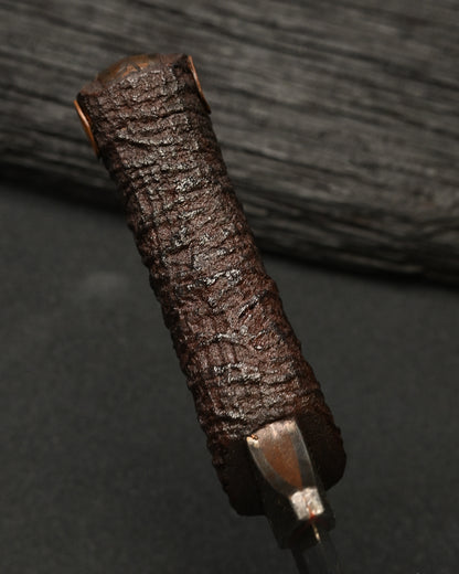 Rare ONE-OFF Yukio Nibe NO.R5-37 Custom Art Knife – Forged Carbon Steel / Sabiji Finish / Lacquered Wood / Japan