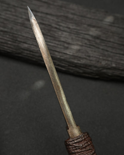 Rare ONE-OFF Yukio Nibe NO.R5-37 Custom Art Knife – Forged Carbon Steel / Sabiji Finish / Lacquered Wood / Japan