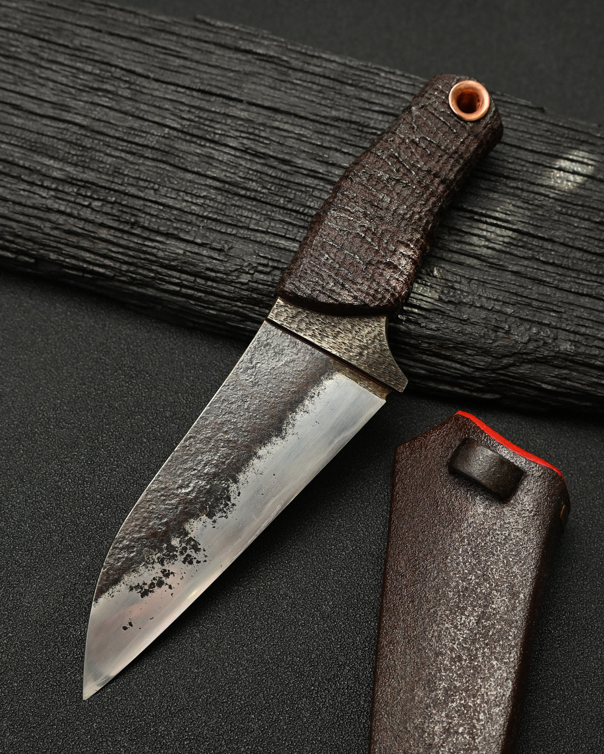 Rare ONE-OFF Yukio Nibe NO.R5-37 Custom Art Knife – Forged Carbon Steel / Sabiji Finish / Lacquered Wood / Japan