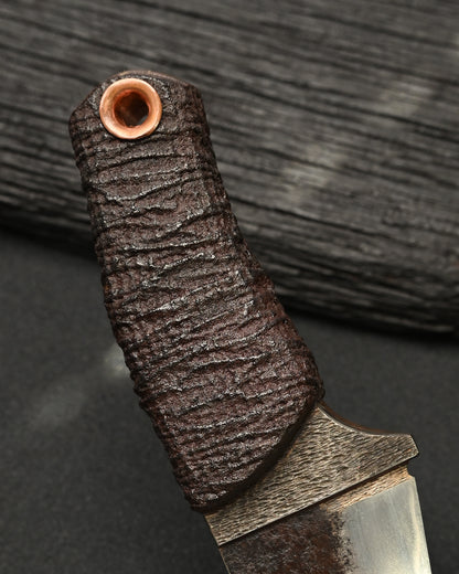 Rare ONE-OFF Yukio Nibe NO.R5-37 Custom Art Knife – Forged Carbon Steel / Sabiji Finish / Lacquered Wood / Japan