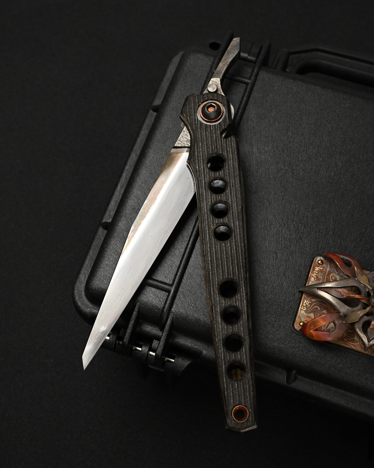 Ultra-Rare ONE-OFF Yukio Nibe Custom Folding Knife NO.R8-1 – Reclaimed Japanese Sword Steel / Iron Handle / Heiju Signature