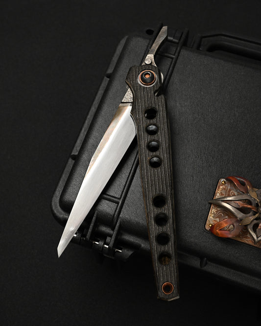 Ultra-Rare ONE-OFF Yukio Nibe Custom Folding Knife NO.R8-1 – Reclaimed Japanese Sword Steel / Iron Handle / Heiju Signature